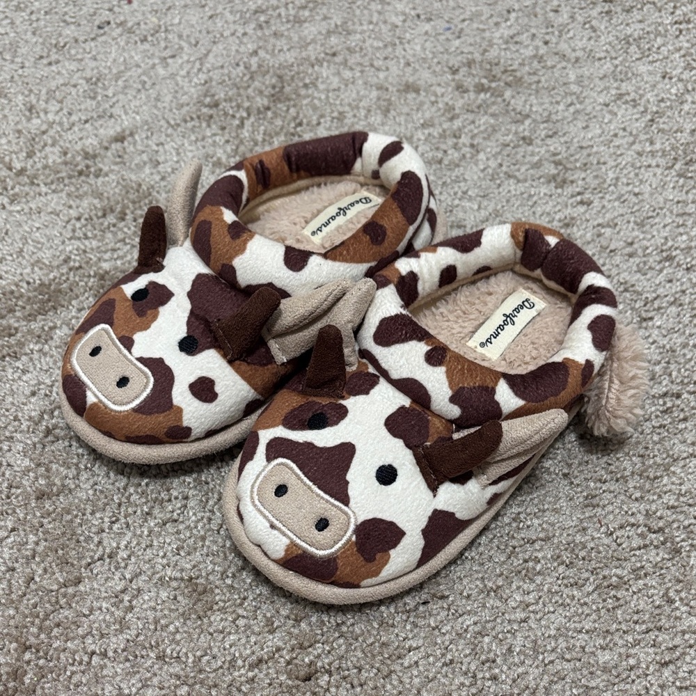 Dearfoams Brown and Cream Cow Slippers toddler 7-8